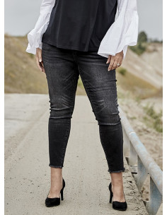 Zoey 203-0911 Fia Jeans - i två färger