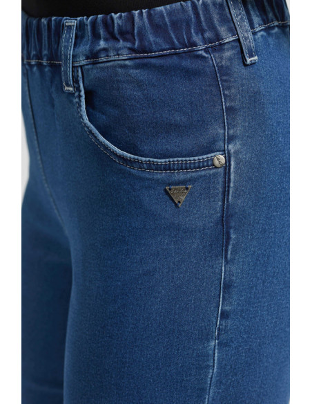 LauRie 100728 (24412) Kelly Reg Jeans