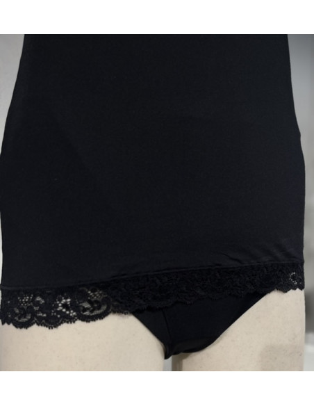 Avet 75642 Camisole w lace - i två färger