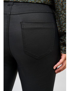 Ciso 213948 Sofia vaxad byxa - svart