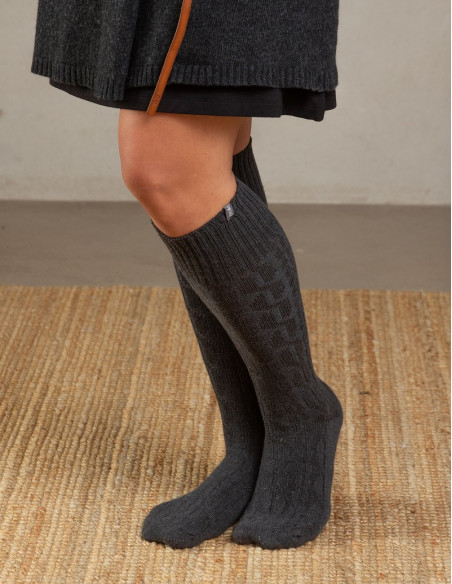 Trofé 01920 Knästrumpa cotton - i två färger!