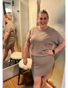 Freequent ANI-DRESS - i två färger!