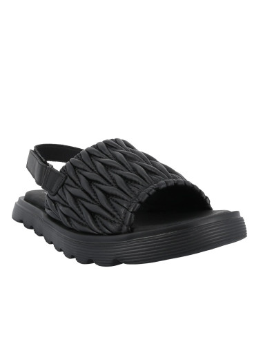 Zoey 233-9296 Tracy sandaler
