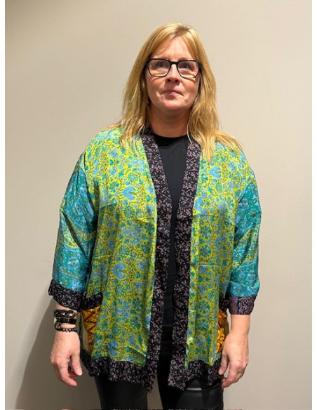 Gossip YUKI kort kimono - i flera färger
