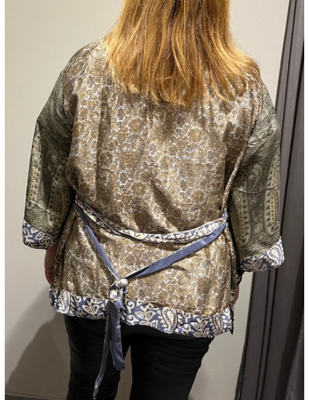 Gossip YUKI kort kimono - i flera färger