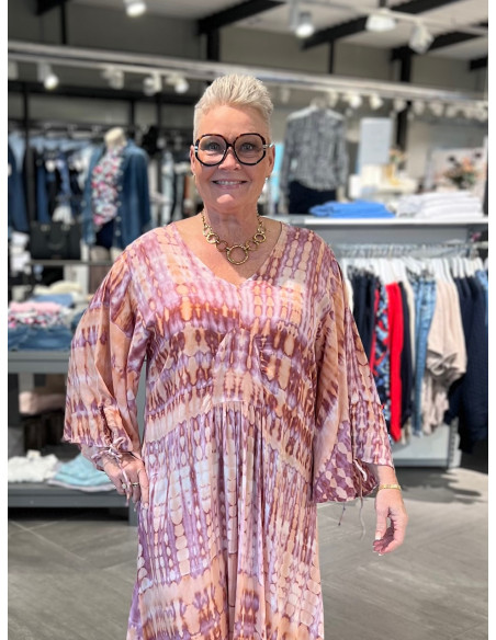 Coconut Milk 680 Happy dress batik - i två mönster
