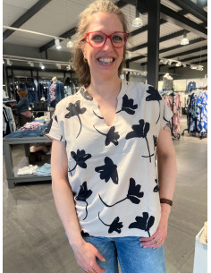 Blus Beatrice 7955603 - i flera färger 2