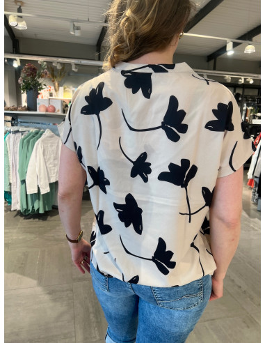 Blus Beatrice 7955603 - i flera färger