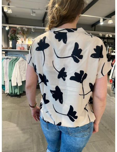 Blus Beatrice 7955603 - i flera färger