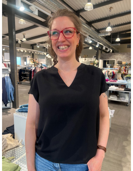 Blus Beatrice 7955603 - i flera färger