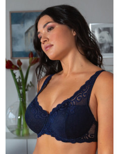 Trofé 15257 Irene - Höstens färger 2025 2