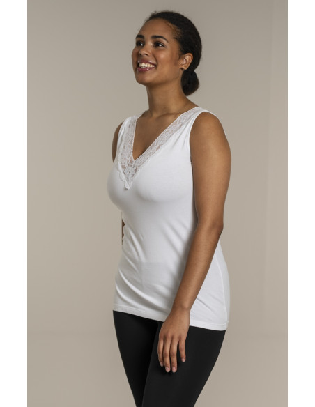 Sandgaard SG130 Oslo Top w.lace - i två färger