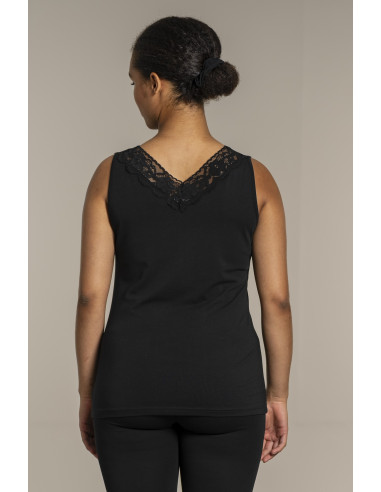 Sandgaard SG130 Oslo Top w.lace - i två färger