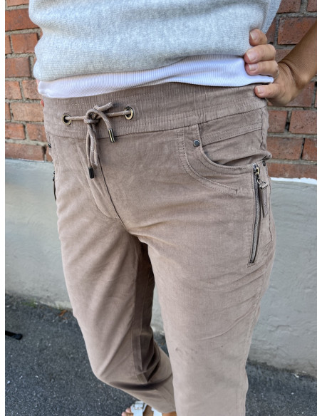 Cecil 380940 Tracey Corduroy 28"-längd - i två färger