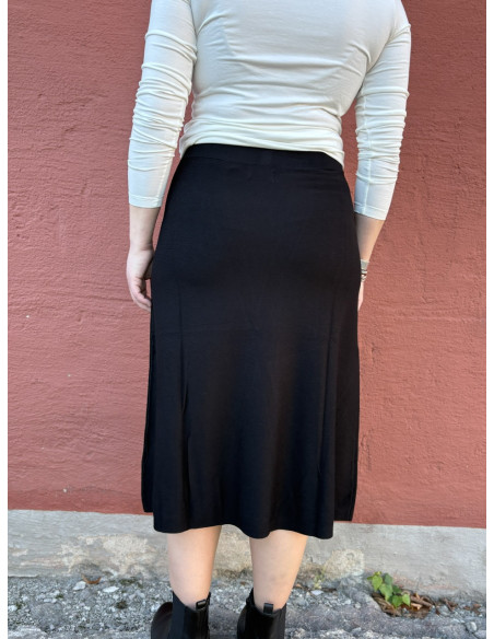 Masai 1002023 Stina skirt - i två färger